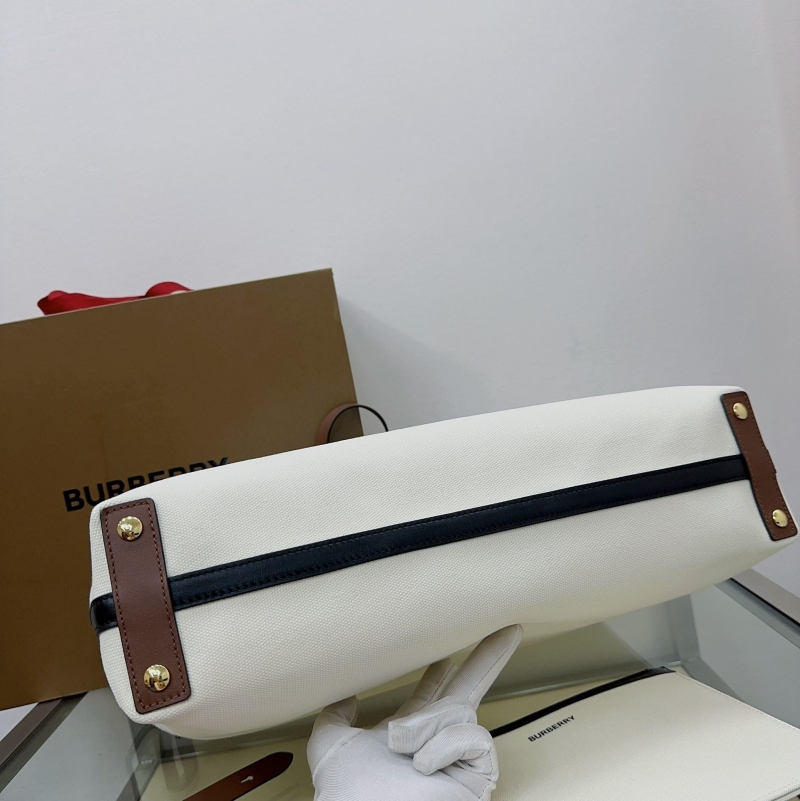 Bv*b*rry shopping bags